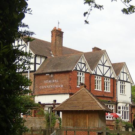 The Admiral Cunningham Hotel Bracknell Exterior foto